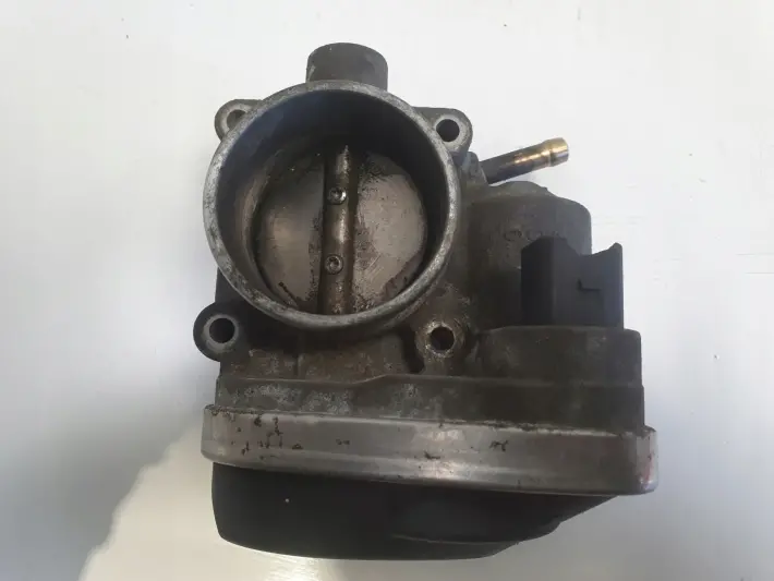 Mini Cooper R50 R53 1.6 16V PRZEPUSTNICA 7509043