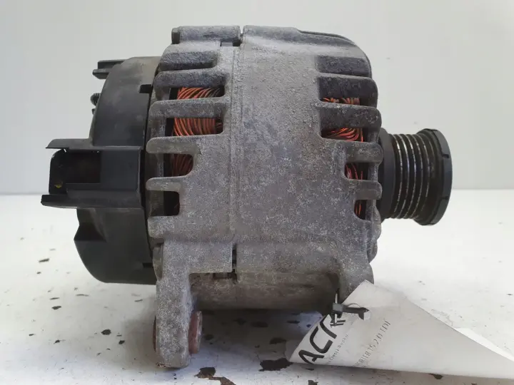 VW Transporter T5 2.0 TDI ALTERNATOR 180A 03L903024G valeo