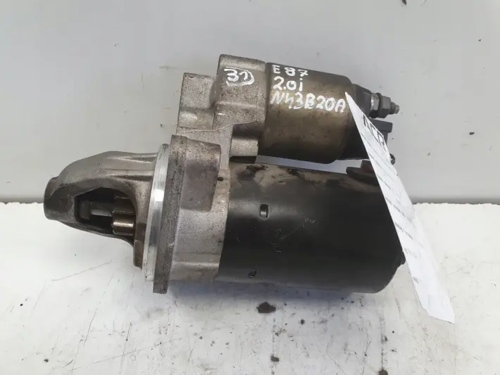 BMW E90 2.5 i ROZRUSZNIK 0001107424 bosch