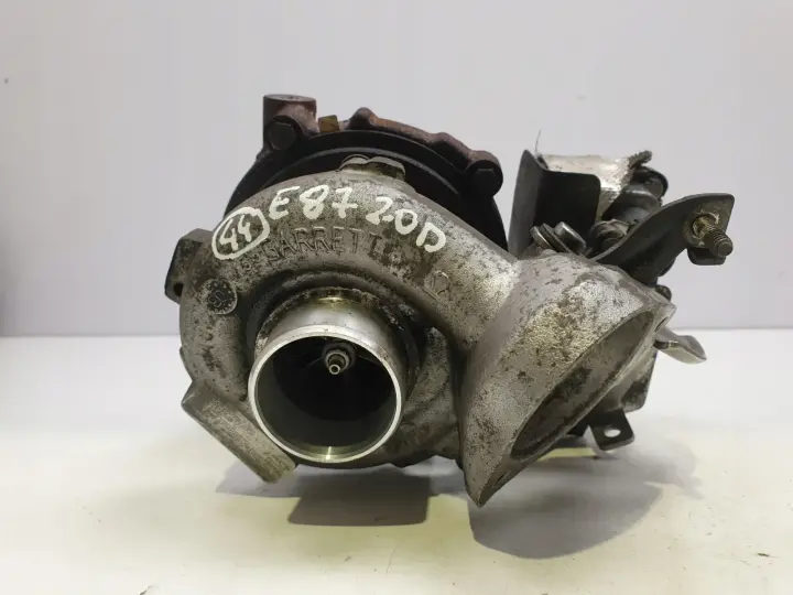BMW E87 2.0 D TURBOSPRĘŻARKA turbo 7798055