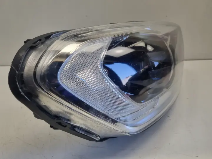Volvo XC60 13-17r LIFT PRZEDNIA LAMPA PRAWA PRAWY PRZÓD LED europa 31420250