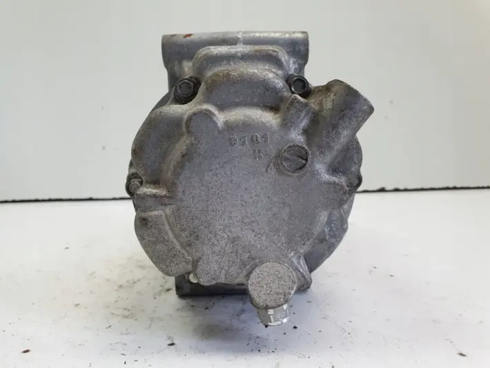 Toyota Corolla E21 SPRĘŻARKA KLIMATYZACJI kompresor 042400-1201