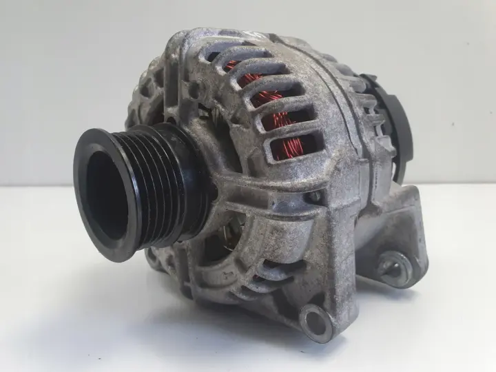 Opel Astra H III 1.6 16V ALTERNATOR BOSCH