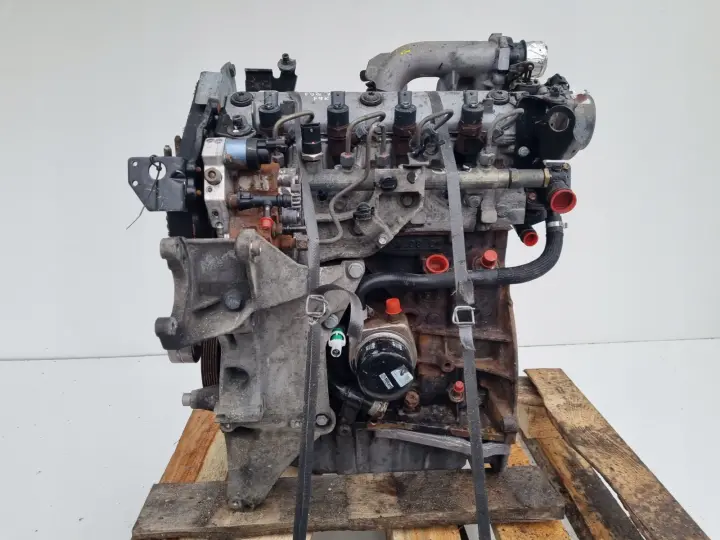 SILNIK KOMPLET Opel Vivaro 1.9 CDTI 101KM pali F9Q760