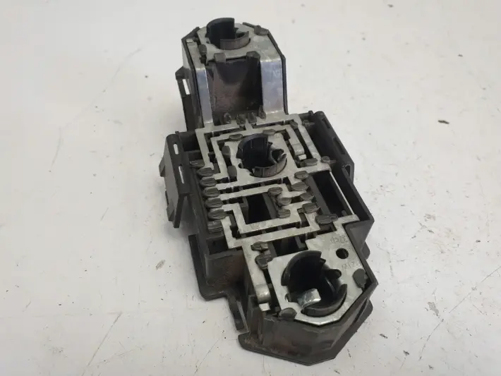 Passat B4 kombi WKŁAD TYLNEJ LAMPY Lewy tył kierowcy 3A9945257