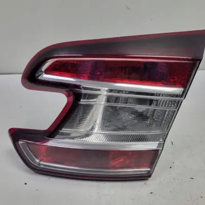 Renault Megane III kombi TYLNA LAMPA PRAWA prawy tył W KLAPE 265500027R