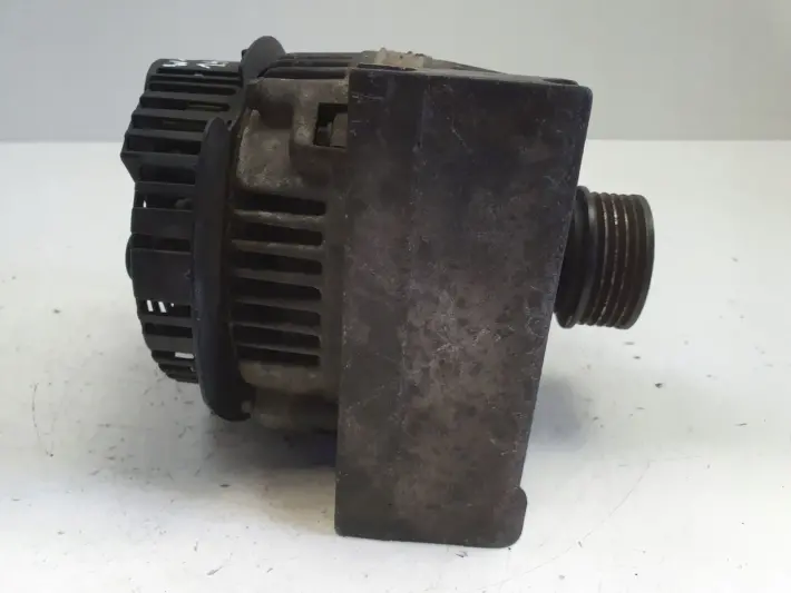 Mercedes W168 1.4 8V ALTERNATOR valeo 90A