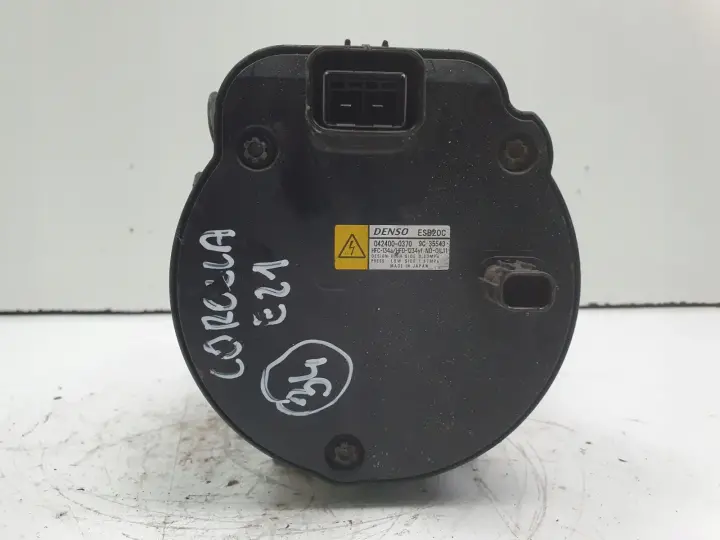 Toyota C-HR 1.8 Hybrid SPRĘŻARKA KLIMATYZACJI 042400-0370