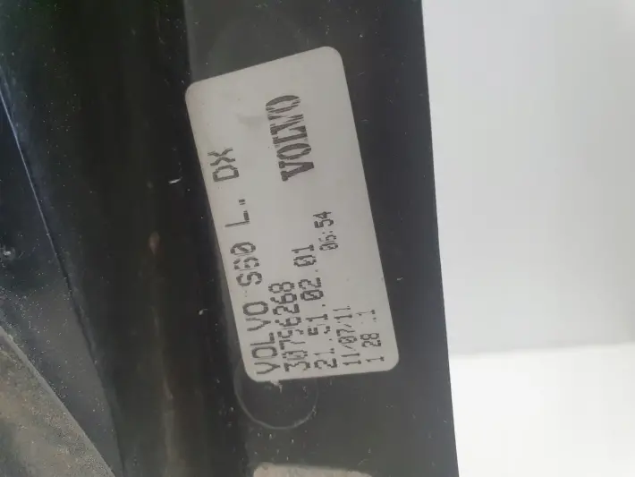 Volvo S60 II 10-13r TYLNIA TYLNA LAMPA PRAWA prawy tył ŁADNA 30796268
