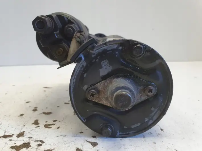 BMW E87 E90 E91 2.0 D N47 ROZRUSZNIK 7823700-01 bosch