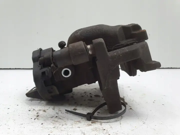 Volvo V60 XC60 II TYLNY ZACISK HAMULCOWY lewy tył 31687554
