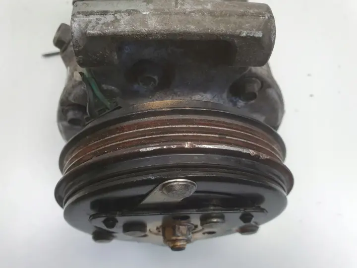 Volvo XC60 2.4 D5 SPRĘŻARKA KLIMATYZACJI pompa P31315453