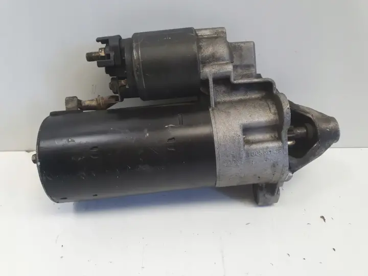 VW Passat B5 1.9 TDI ROZRUSZNIK bosch 068911024G 0001110128