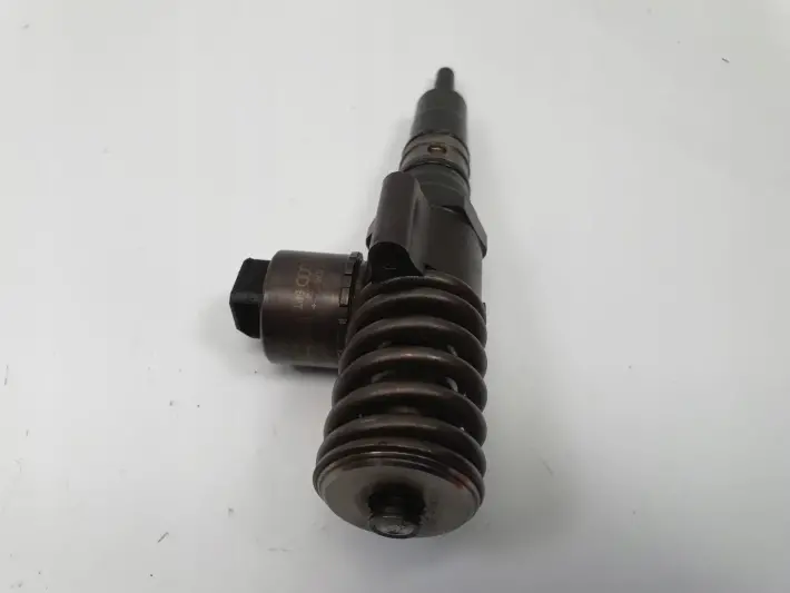 Vw Golf V Audi A3 8P A4 B7 2.0 TDI POMPOWTRYSKIWACZ wtrysk 03G130073G+