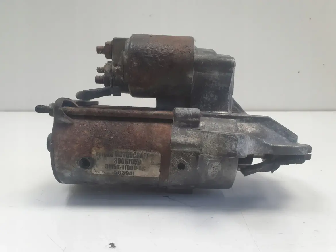 Volvo S40 II 1.8 16V ROZRUSZNIK 30667059 3M5T-11000-AC