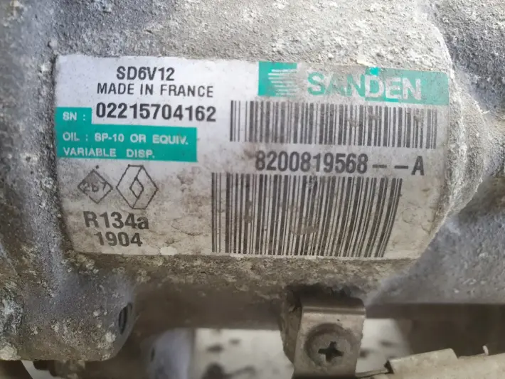 Renault Clio III 1.2 16V SPRĘŻARKA KLIMATYZACJI 8200819568 8200819568A