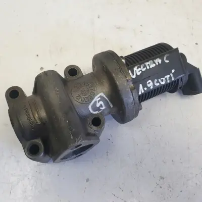 Opel Vectra C 1.9 CDTI 16V ZAWÓR EGR