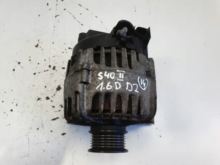 Volvo S40 II V50 1.6 D D2 ALTERNATOR 30659389 120A valeo