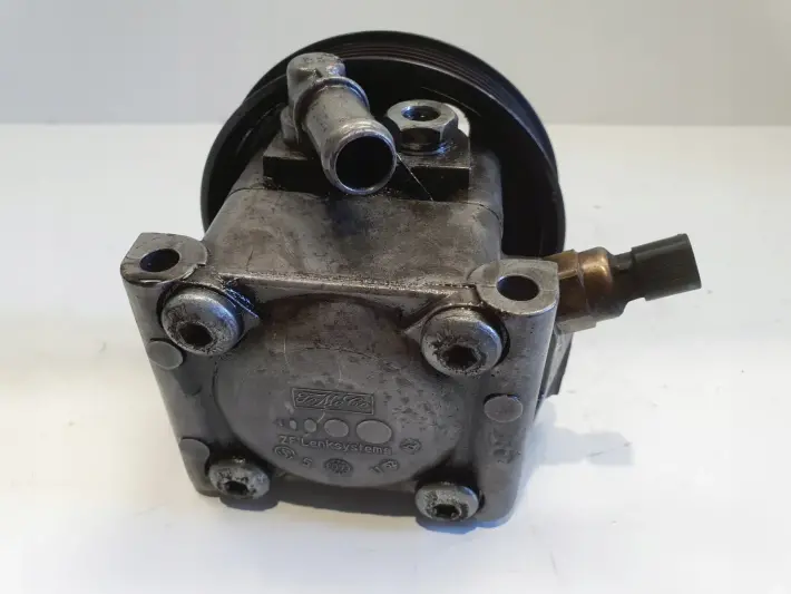 Ford Focus MK2 II 1.6 16V POMPA WSPOMAGANIA 30714048