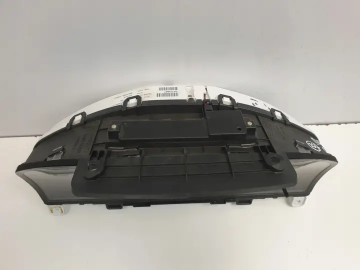 Volvo V70 XC70 III 2.5 T LICZNIK ZEGARY 31270366AA