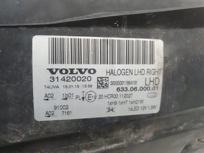 Volvo S80 II V70 III LIFT PRZEDNIA LAMPA PRAWA PRAWY PRZÓD europa 31420020