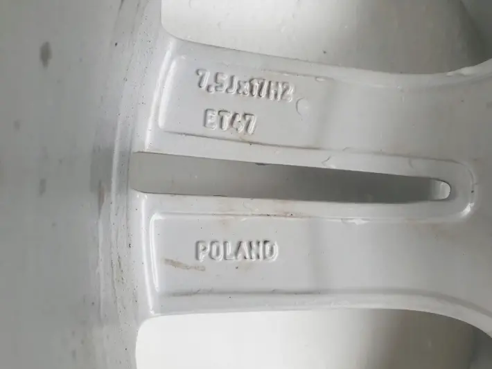 VW Passat B7 ORYGINALNA FELGA ALUMINIOWA KOŁO ALUFELGA 17 R17 3AA601025M