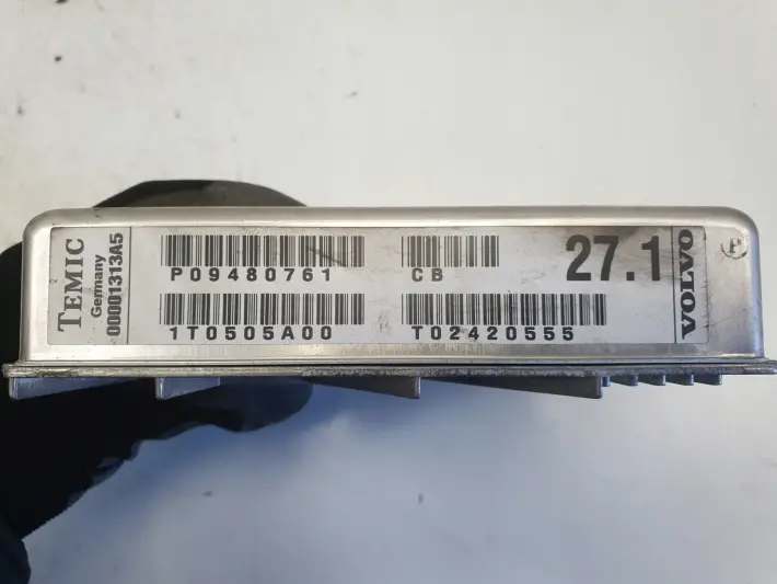 Volvo S60 XC90 D5 KOMPUTER SKRZYNI sterownik P0948071 1T05005A00