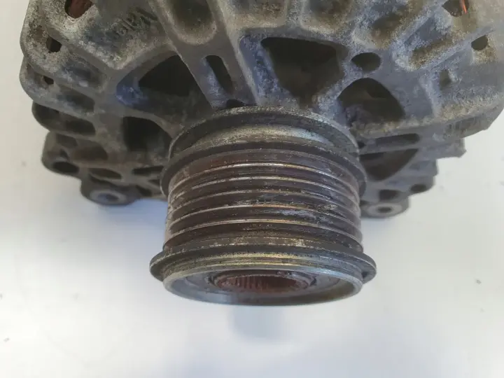 Audi A3 II 8P 1.6 TDI ALTERNATOR 03L903023A 140A valeo