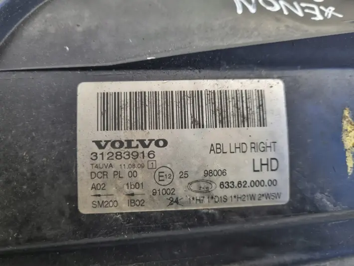 Volvo S80 II V70 III 06-16r PRZEDNIA LAMPA PRAWA PRAWY PRZÓD skręt 31283916