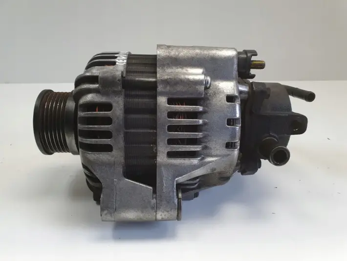 Hyundai Tucson 2.0 CRDI ALTERNATOR 37300-27012