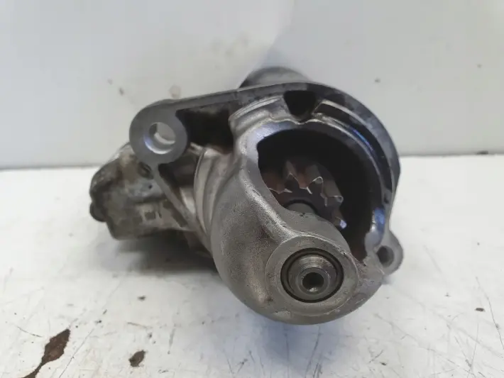 Audi A6 C6 2.7 TDI ROZRUSZNIK 059911024G bosch