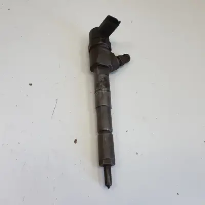 Opel Vectra C 1.9 CDTI 16V WTRYSKIWACZ wtrysk 0445110243