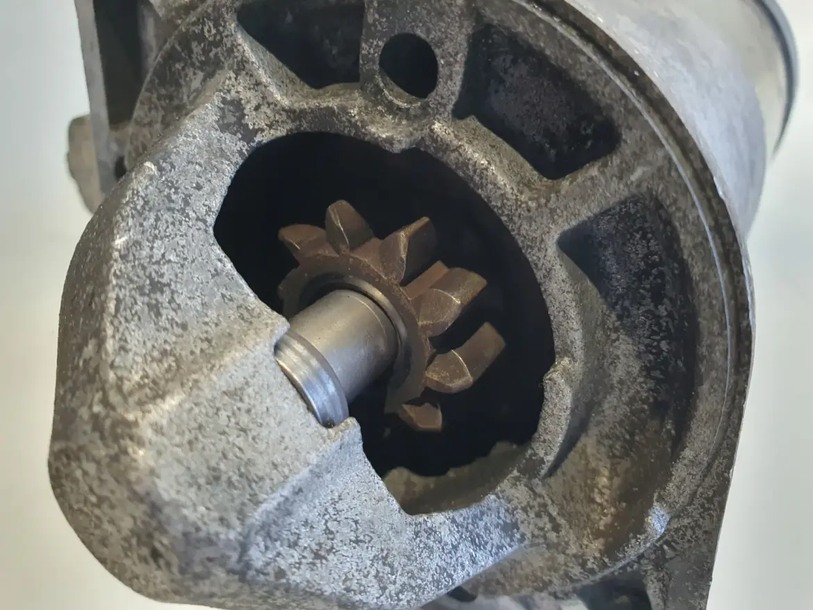 Opel Zafira B 1.9 CDTI ROZRUSZNIK 55352882