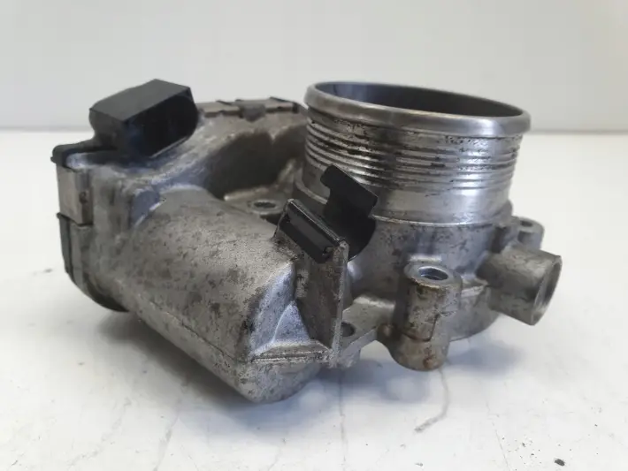 Volvo S60 II V60 2.0 D D3 PRZEPUSTNICA 31216665 bosch 0280750520