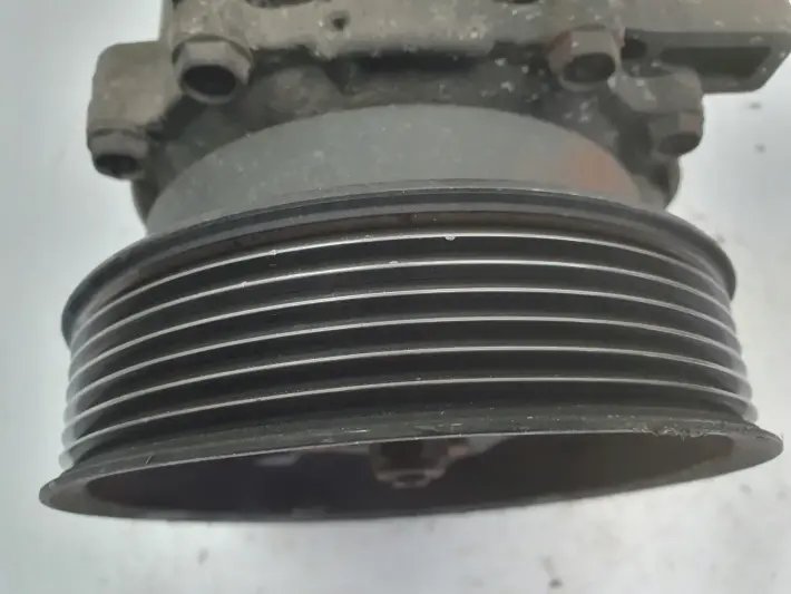 Renault Clio III 1.2 16V SPRĘŻARKA KLIMATYZACJI 8200357173