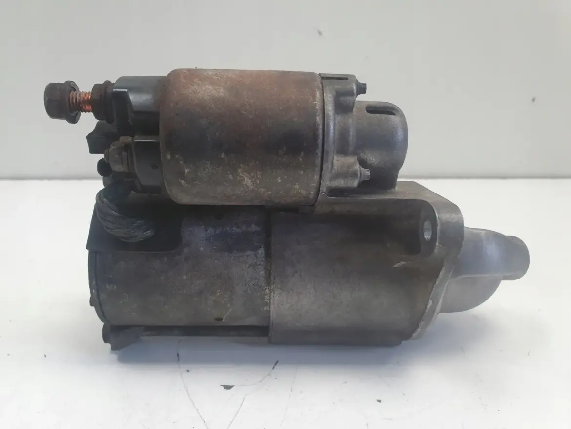 Opel Astra III H 1.6 16V ROZRUSZNIK 55556092