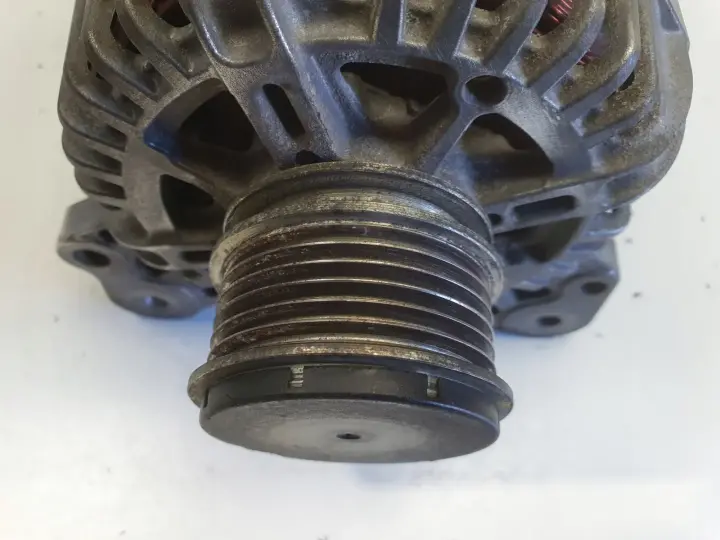 Audi A3 II 8P 1.6 TDI ALTERNATOR