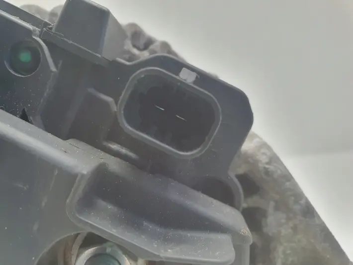 Opel Corsa D 1.2 1.4 16V ALTERNATOR