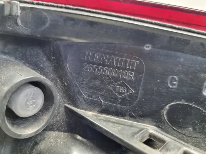 Renault Megane III kombi TYLNIA TYLNA LAMPA LEWA lewy tył 265550010R