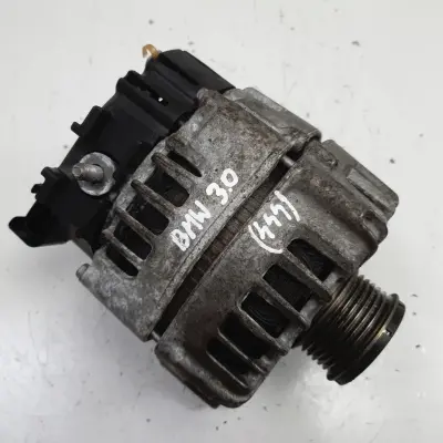 BMW F12 F13 3.0 D ALTERNATOR valeo 8570672 AL04 220A