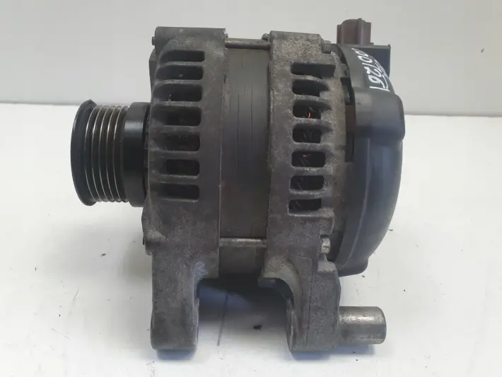 Volvo S40 II V50 2.0 D ALTERNATOR 3M5T-10300-YE