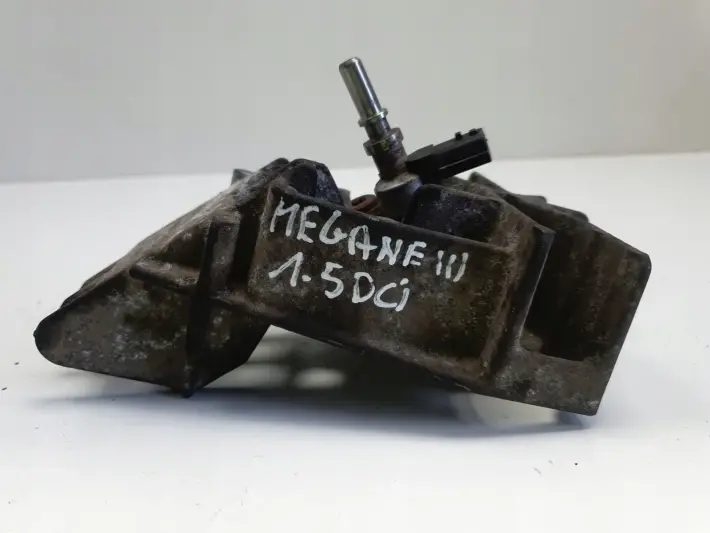 Renault Megane III 1.5 DCI WTRYSKIWACZ DPF łapa UCHWYT