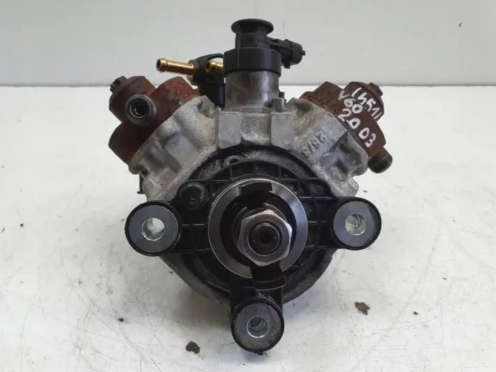 Volvo S60 II V60 2.0 D4 POMPA WTRYSKOWA paliwa 0445010681