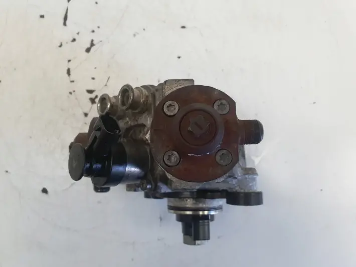 Volvo S60 II V60 2.0 D4 POMPA WTRYSKOWA paliwa 0445010681