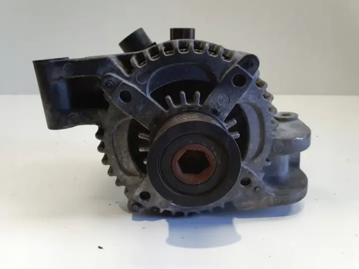 Volvo S40 II V50 1.8 16V ALTERNATOR 104210-2750