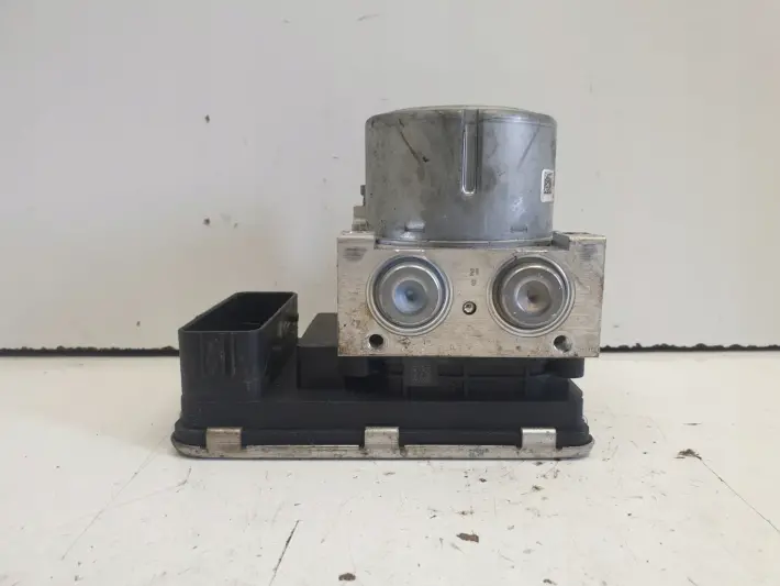 Volvo V90 POMPA ABS hamulcowa 31680098 P31680101