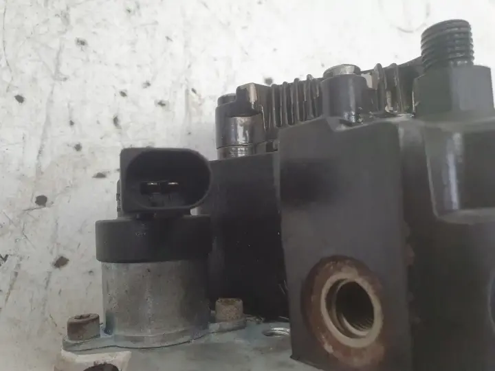 Audi A6 C6 2.7 TDI POMPA WTRYSKOWA paliwa 0445010125 059130755J