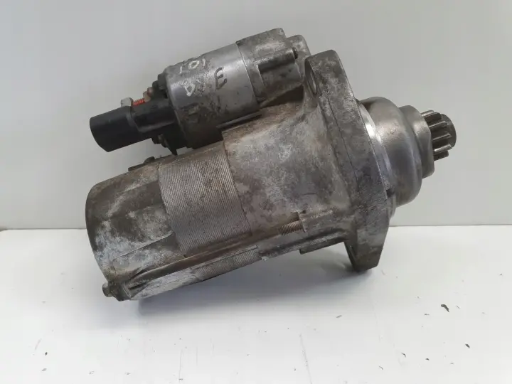 VW Golf V 1.9 TDI ROZRUSZNIK valeo 02Z911023H