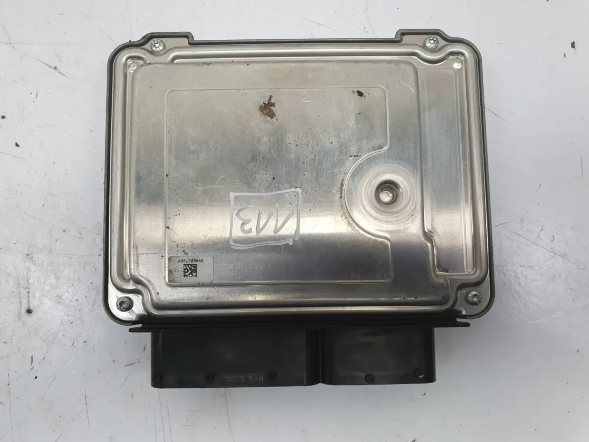 Audi A4 B8 2.0 TDI STEROWNIK SILNIKA komputer 03L906018KD