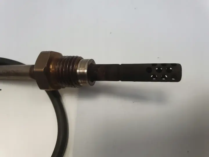 Volvo V70 III XC70 II lift 2.0D D4 CZUJNIK TEMPERATURY SPALIN 31439823